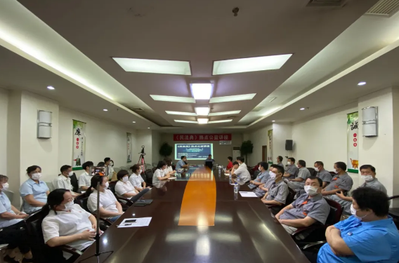 盈科资讯 | 盈科大连分所党员律师走进大连报业物业管理有限公司开展《民法典》热点问题宣讲会