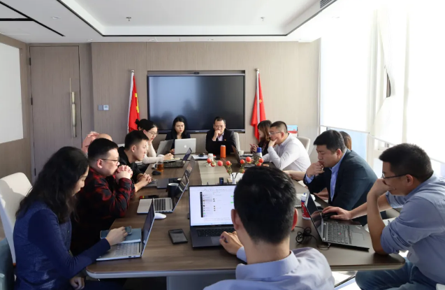 盈科大部门 | 公司合规管理法律事务部举行本年度第八次部门业务学习