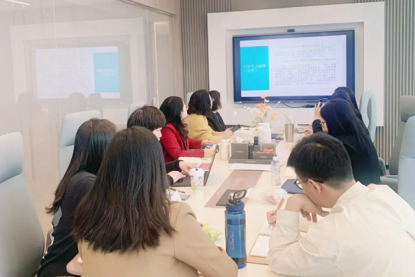 盈科资讯 | 盈科大连女工委“成长午餐会”（第一期）如期举办