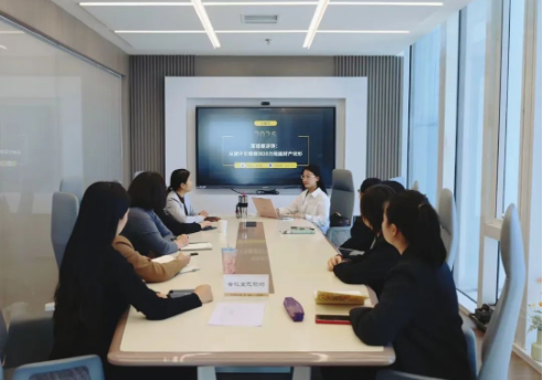 盈科大连女工委2025“成长午餐会”（第一期）如期举办